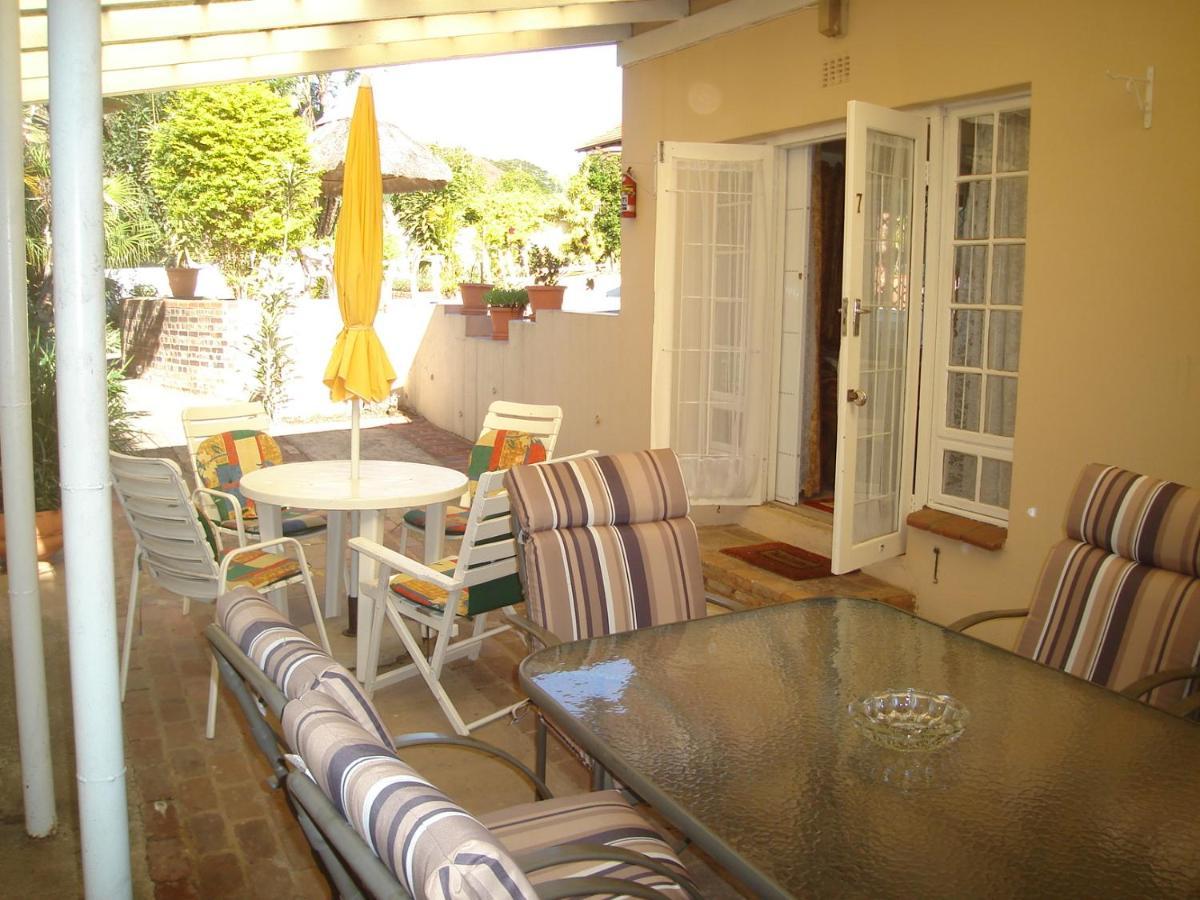 Escombe Accommodation Self Catering เดอร์บัน ภายนอก รูปภาพ