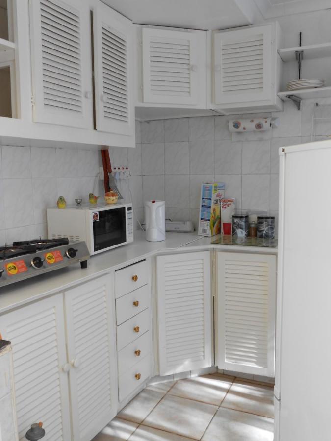 Escombe Accommodation Self Catering เดอร์บัน ภายนอก รูปภาพ